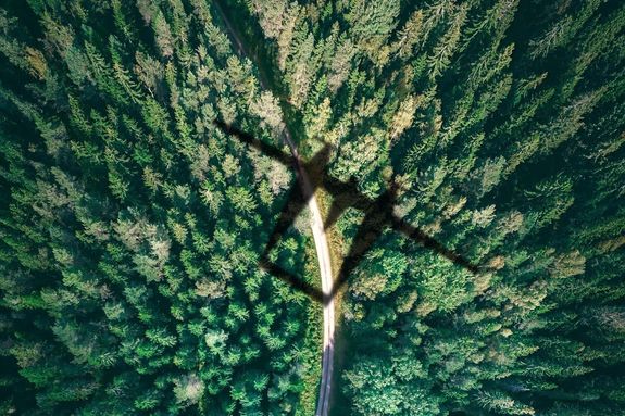 Climate_Impulse_Forest_with-airplane2