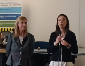 CS ITIS VOTA VITTORIA ONETO CS ITIS VOTA VITTORIA ONETO